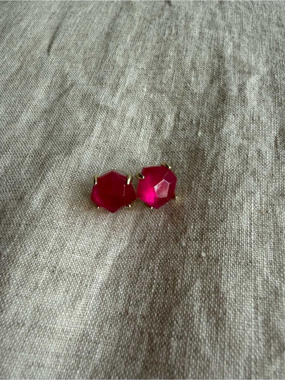 Hot pink Kendra Scott Studs